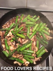 2013-10-07-aspersiesenmushroomstir-fry