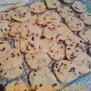 2014-08-01-cranberrynutcookies