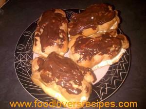 2014-08-22-maklikechocolateeclairs