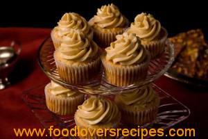 2014-11-02-spicedapplecupcakes